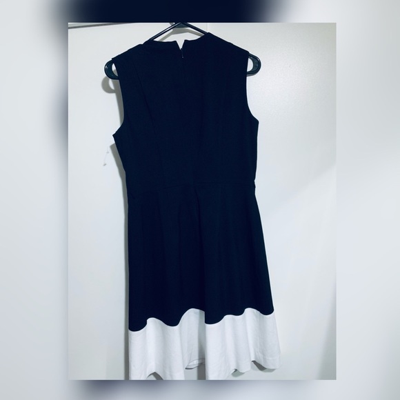 Calvin Klein dress - Picture 2 of 3